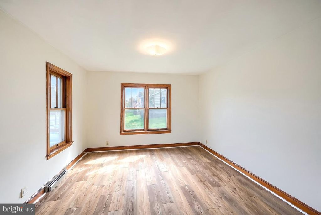 Image 13 of property listing at 1134 DELTA RD, Red Lion, PA 17356