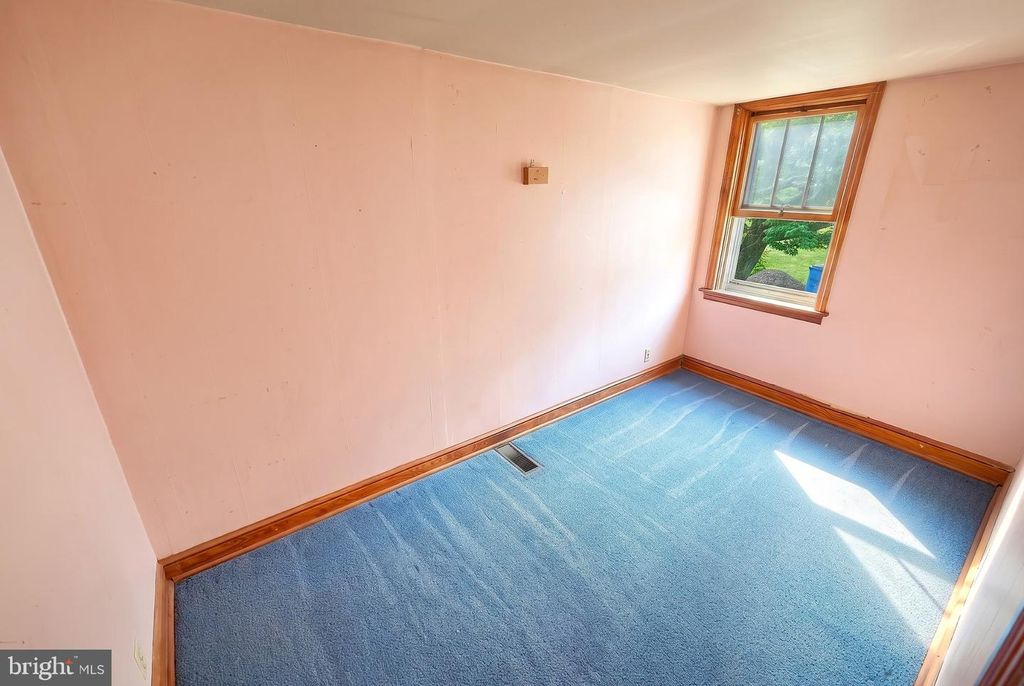 Image 19 of property listing at 1134 DELTA RD, Red Lion, PA 17356