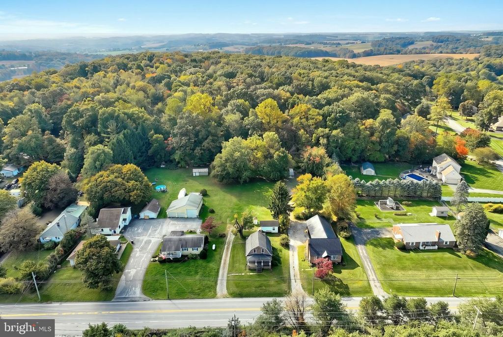 Image 30 of property listing at 1134 DELTA RD, Red Lion, PA 17356