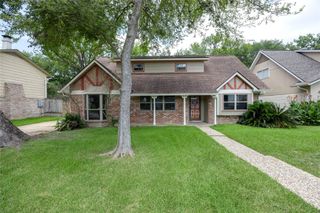 13910 Baytree Drive, Sugar Land, TX 77498
