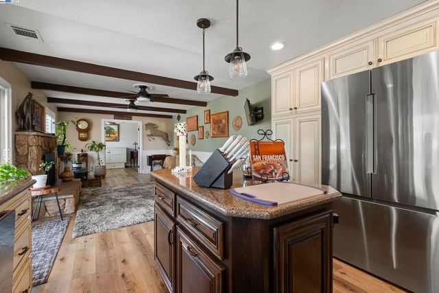 7737 Stearman Rd, Tracy, CA 95377