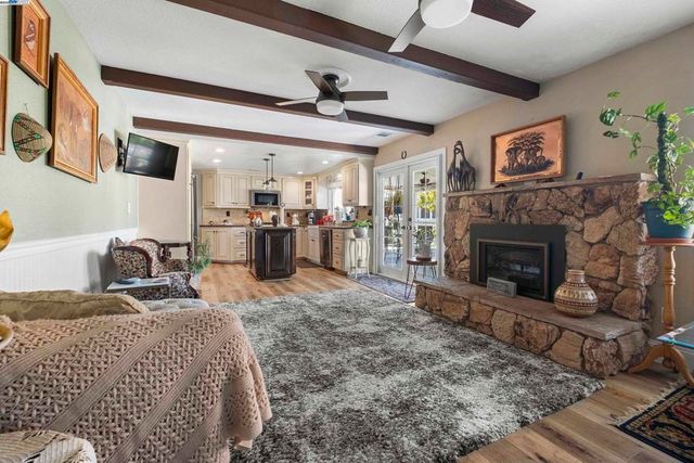 7737 Stearman Rd, Tracy, CA 95377