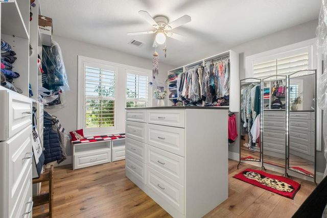 7737 Stearman Rd, Tracy, CA 95377