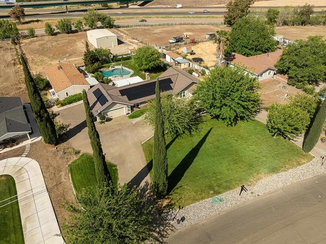 7737 Stearman Rd, Tracy, CA 95377