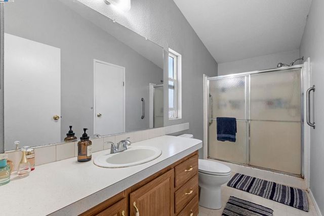 7737 Stearman Rd, Tracy, CA 95377