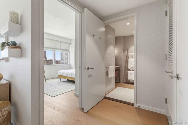 13327 39th Avenue 7N, Flushing, NY 11354