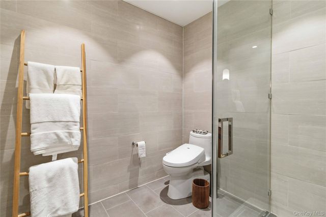 13327 39th Avenue 7N, Flushing, NY 11354