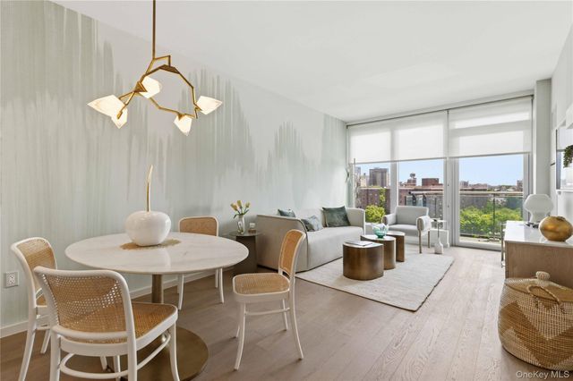 13327 39th Avenue 7N, Flushing, NY 11354