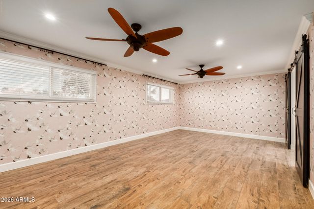 5302 W GREENWAY Road, Glendale, AZ 85306