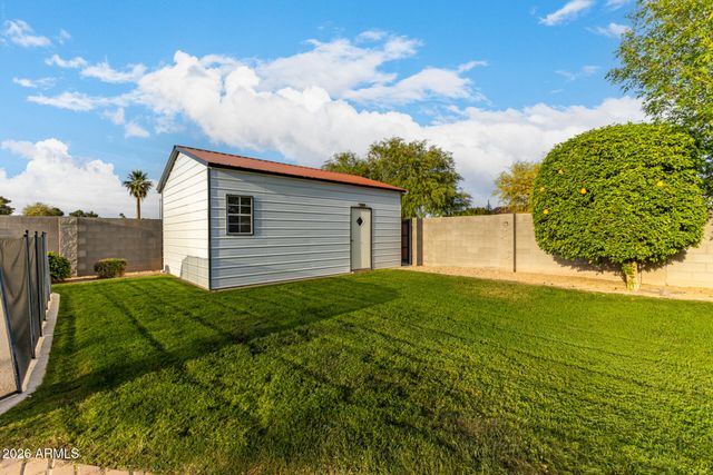 5302 W GREENWAY Road, Glendale, AZ 85306