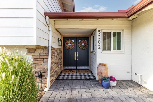 5302 W GREENWAY Road, Glendale, AZ 85306