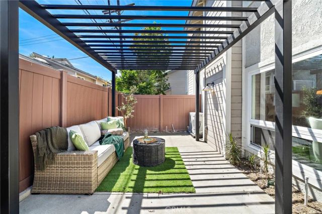 2528 Alder Lane, Costa Mesa, CA 92627