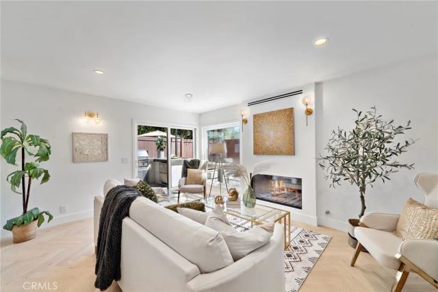 2528 Alder Lane, Costa Mesa, CA 92627