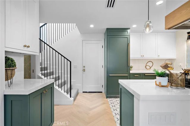 2528 Alder Lane, Costa Mesa, CA 92627