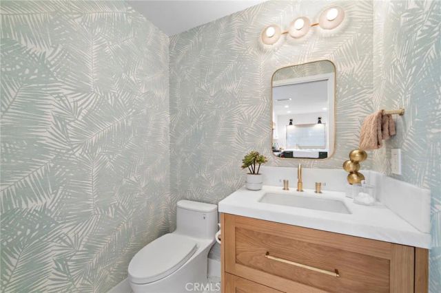 2528 Alder Lane, Costa Mesa, CA 92627