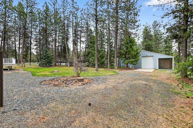 16810 N Wylie Dr, Nine Mile Falls, WA 99026
