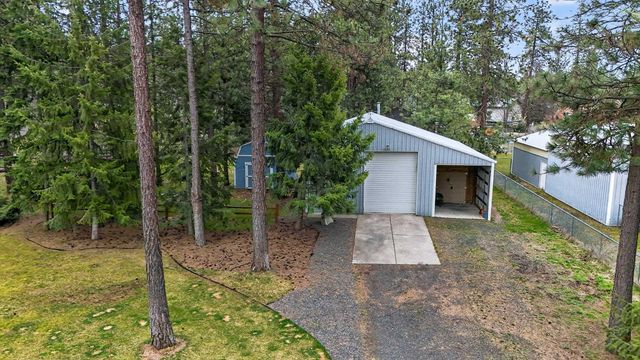 16810 N Wylie Dr, Nine Mile Falls, WA 99026