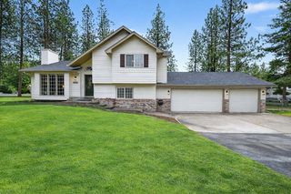 16810 N Wylie Dr, Nine Mile Falls, WA 99026