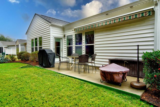575 Eastern Isle Avenue, Summerville, SC 29486