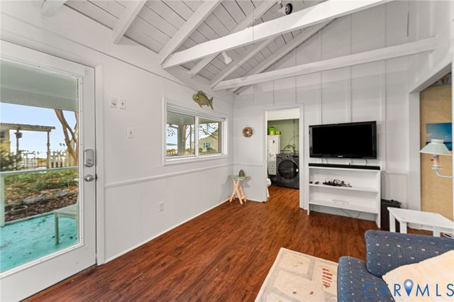 90 Deep Harbor Ln, Lancaster, VA 22503