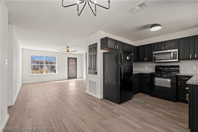 4214 Oak Park Circle, Fort Smith, AR 72904