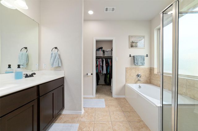 8719 Sweet Pasture Drive, Tomball, TX 77375