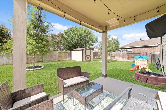 8719 Sweet Pasture Drive, Tomball, TX 77375