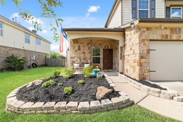 8719 Sweet Pasture Drive, Tomball, TX 77375