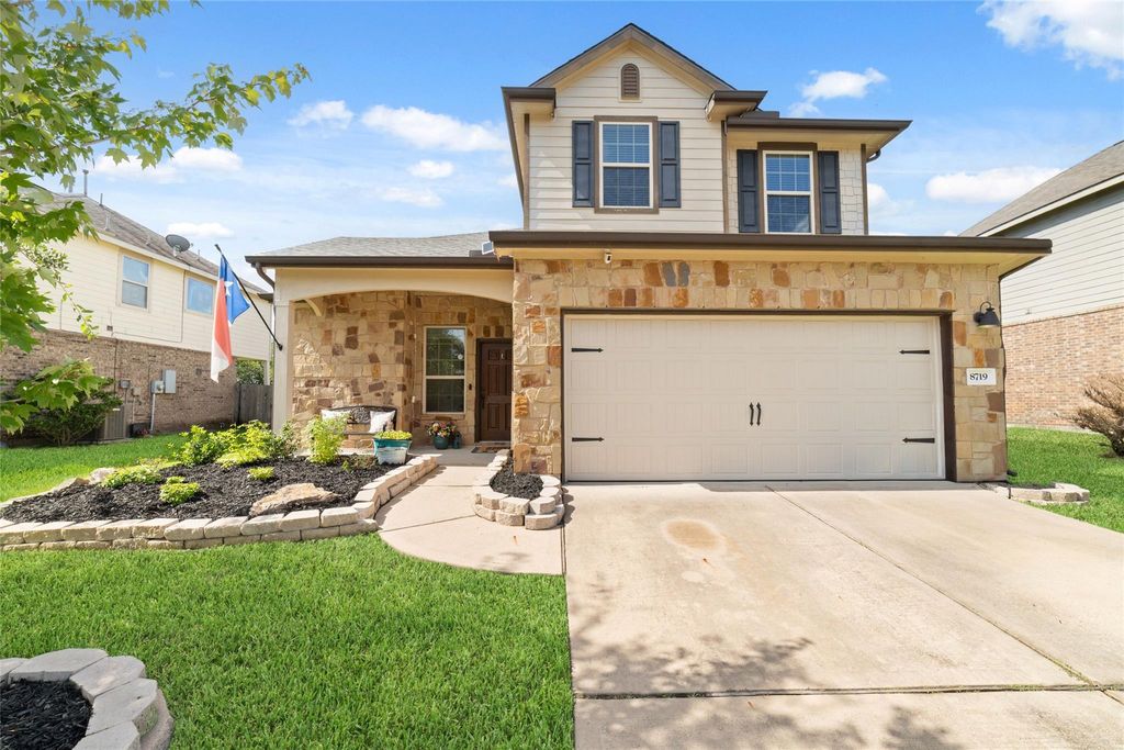 8719 Sweet Pasture Drive, Tomball, TX 77375