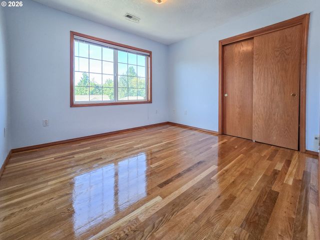 7212 Se TERRACE TRAILS Dr, Portland, OR 97266