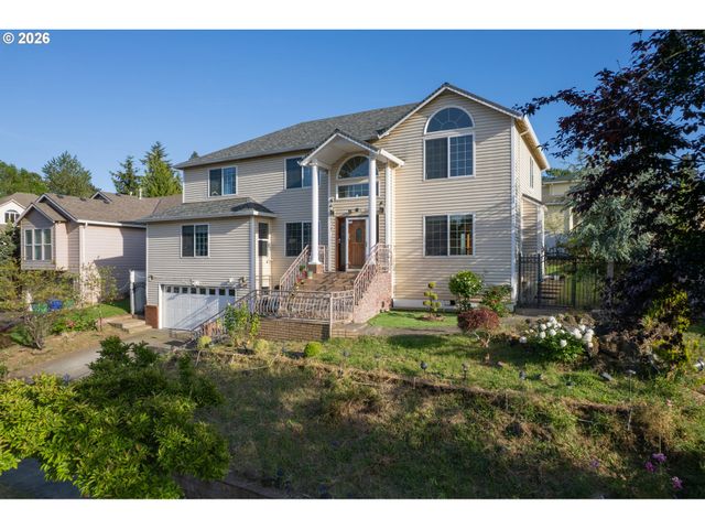 7212 Se TERRACE TRAILS Dr, Portland, OR 97266