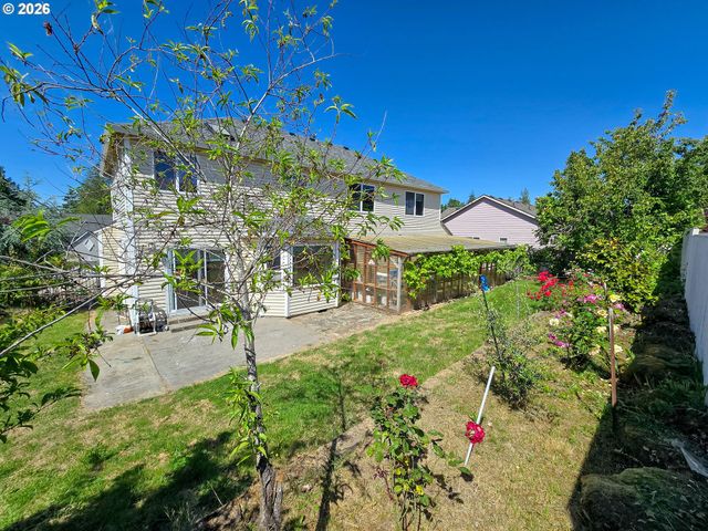 7212 Se TERRACE TRAILS Dr, Portland, OR 97266