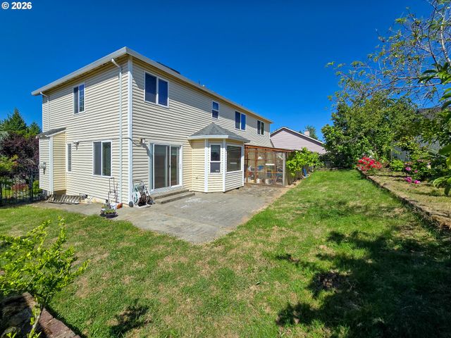 7212 Se TERRACE TRAILS Dr, Portland, OR 97266