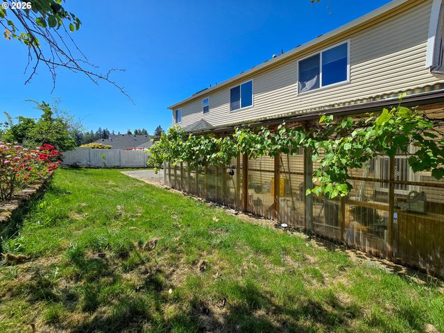 7212 Se TERRACE TRAILS Dr, Portland, OR 97266