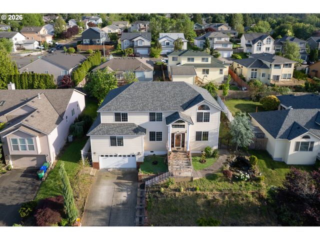 7212 Se TERRACE TRAILS Dr, Portland, OR 97266
