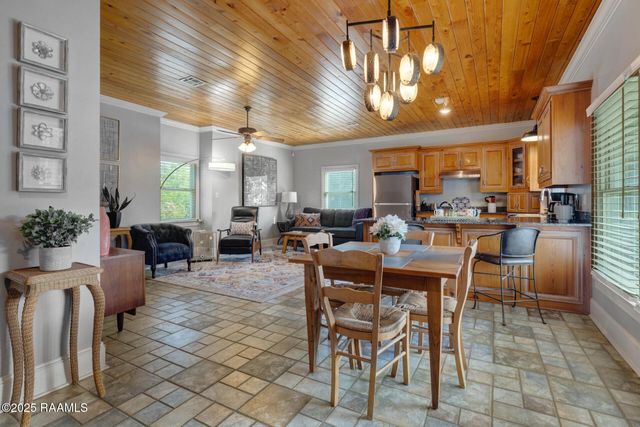 129 Veranda Place B, Youngsville, LA 70592