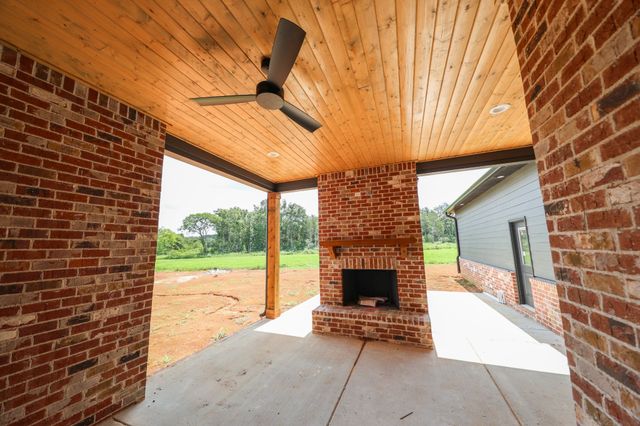 7209 Denton Drive, Christiana, TN 37037