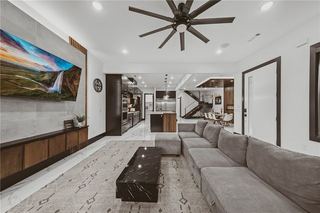 600 Bella Vista Road, Bentonville, AR 72712