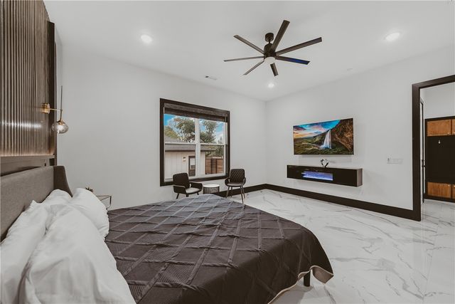 600 Bella Vista Road, Bentonville, AR 72712