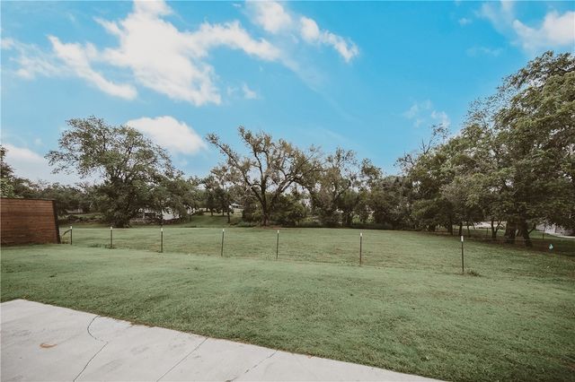 600 Bella Vista Road, Bentonville, AR 72712