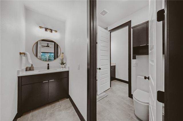 600 Bella Vista Road, Bentonville, AR 72712