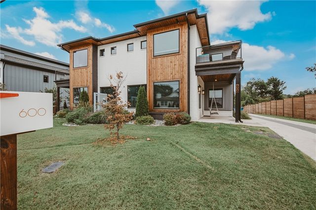 600 Bella Vista Road, Bentonville, AR 72712