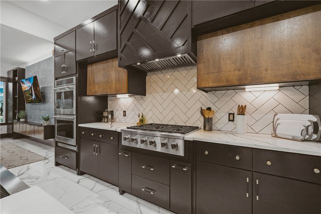 600 Bella Vista Road, Bentonville, AR 72712