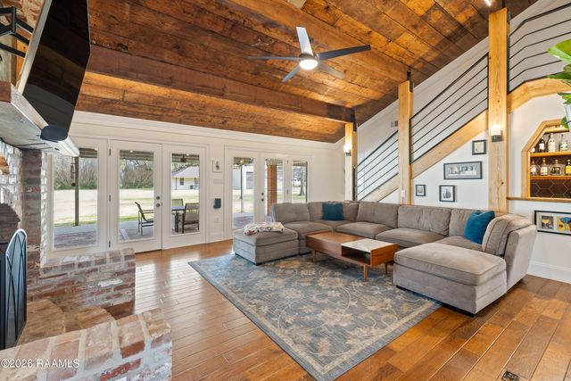 317 Interlaken Drive, New Iberia, LA 70563