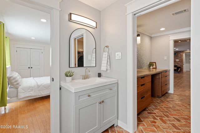 317 Interlaken Drive, New Iberia, LA 70563