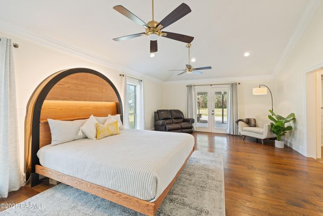 317 Interlaken Drive, New Iberia, LA 70563