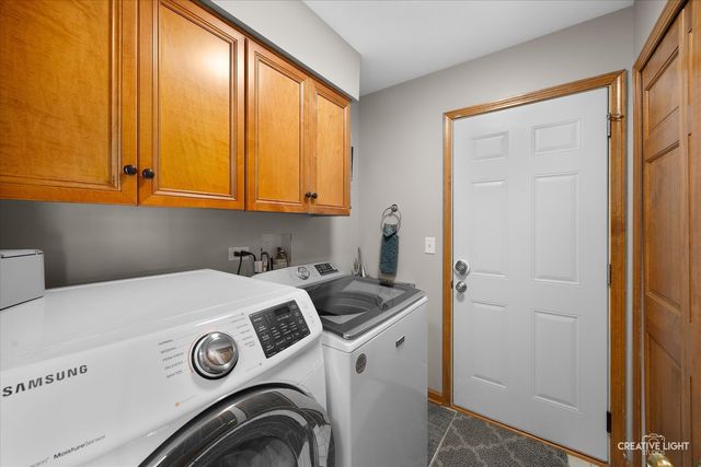 477 E Barberry Circle, Yorkville, IL 60560