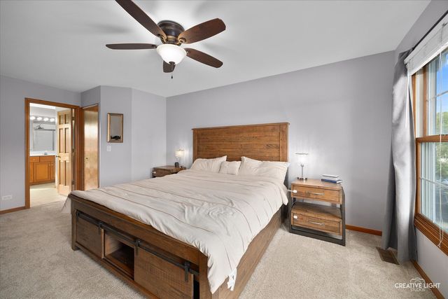 477 E Barberry Circle, Yorkville, IL 60560