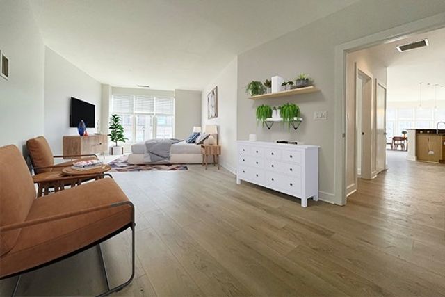 26 New Derby St 202, Salem, MA 01970