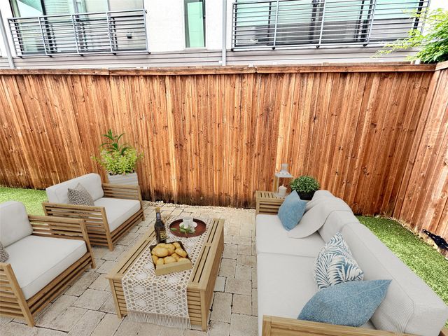 1861 Summit Avenue 2, Dallas, TX 75206